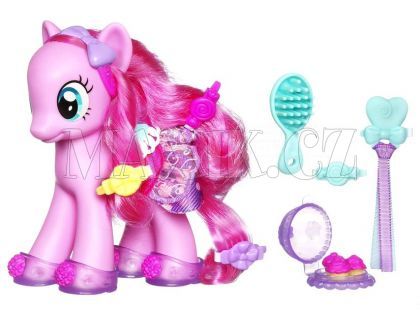 My Little Pony Módní poník s kadeřnickými doplňky - Fluttershy