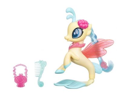 My Little Pony Mořský poník 15cm s módními doplňky Princess Skystar