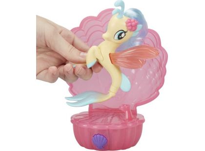 My Little Pony Zpívající mořský poník 7,5cm s doplňky Princess Skystar
