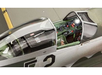 Revell Plastic ModelKit letadlo 03944 P-51D-5NA Mustang 1:32