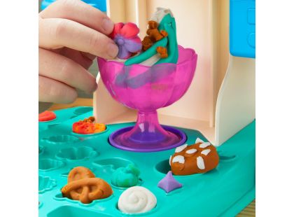 Play-Doh Zakřivená zmrzlinárna