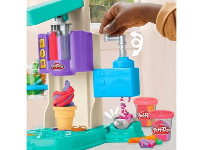 Play-Doh Zakřivená zmrzlinárna