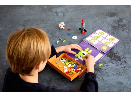Plus-Plus Activity Vesmír