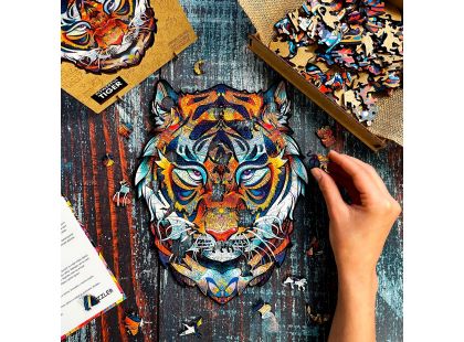 Puzzler Puzzle dřevěné barevné Mocný tygr 160 dílků