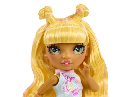 Rainbow High Junior Fashion panenka v rockové kapele - Sunny
