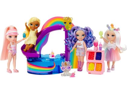 Rainbow High Sada s malou sestřičkou – bazén