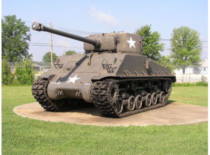 RC Tank Waltersons U.S Sherman M4A3 1:24 - Poškozený obal 
