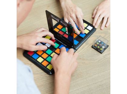 Rubik's závodní hra - Poškozený obal