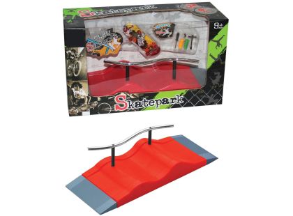 Sparkys SKATEBOARD s lavičkou zahnutá tyč