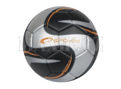 Spokey Fotbalový míč Outrival Spear černo-stříbrný