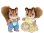 Sylvanian Families Dárkový set Městský patrový dům se světly, nábytkem a postavičkami 4