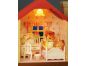 Sylvanian Families Dárkový set Městský patrový dům se světly, nábytkem a postavičkami 7