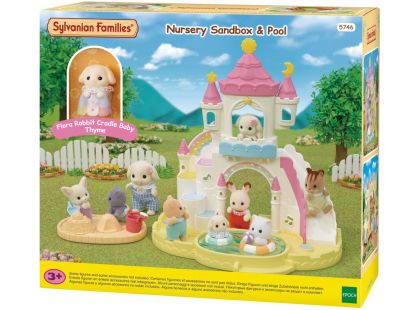 Sylvanian Families Duhové dětské hřiště s bazénem