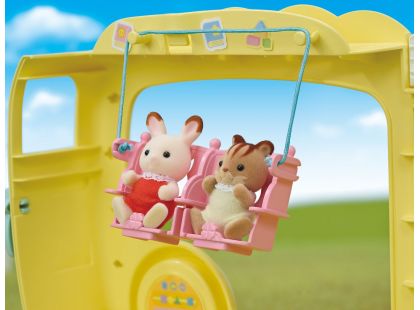 Sylvanian Families Duhový školkový autobus 744