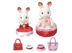 Sylvanian Families Město chocolate 2 králičí kamarádky v elegantních šatech