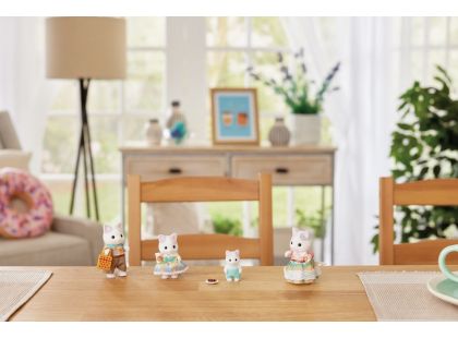 Sylvanian Families Rodina Latte kočky