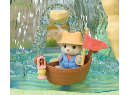 Sylvanian Families Vodopád v tajemném lese