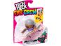 Tech Deck Sk8 Crew fingerboard s figurkou šedivá kšiltovka 5