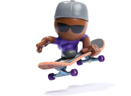 Tech Deck Sk8 Crew fingerboard s figurkou šedivá kšiltovka