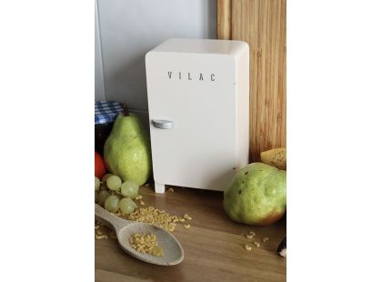 Vilac Dřevěná magnetická hra Ulož to správně! Lednička