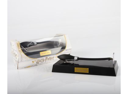 WOW Stuff Harry Potter Pero levitující koště Nimbus 2001