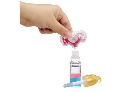 Yummiland Malá panenka se změnou barvy a leskem na rty