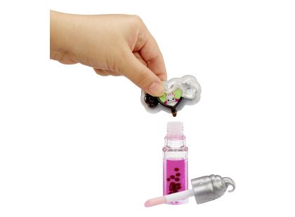 Yummiland Rošťácká panenka s leskem na rty, 6 druhů