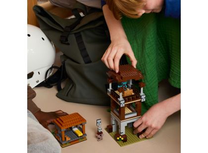 LEGO® Minecraft® 21278 Základna plenitelů a Ničitel