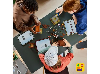 LEGO® Minecraft® 21278 Základna plenitelů a Ničitel